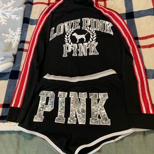 NEVER WORN VS PINK MATCHING JACKET & SHORT SET! Jacket SIZE M SHORTS size SMALL